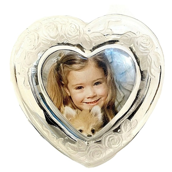 Vintage 24% Lead Crystal Photo Frame Heart Etched Flowers Clear Wedding Picture - Picture 2 of 11